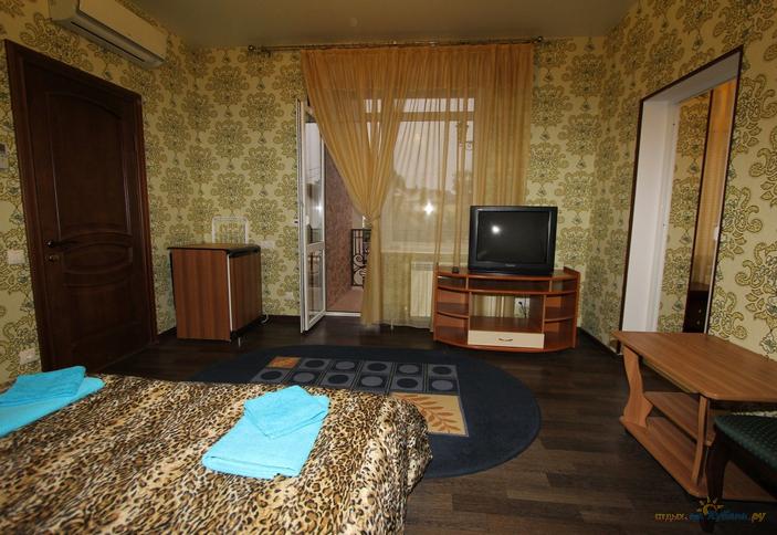 Двухкомнатный семейный люкс