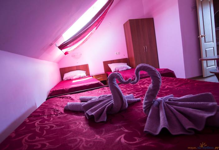 Четырехместный номер. Отель Питер, Темрюкский район, п. Кучугуры