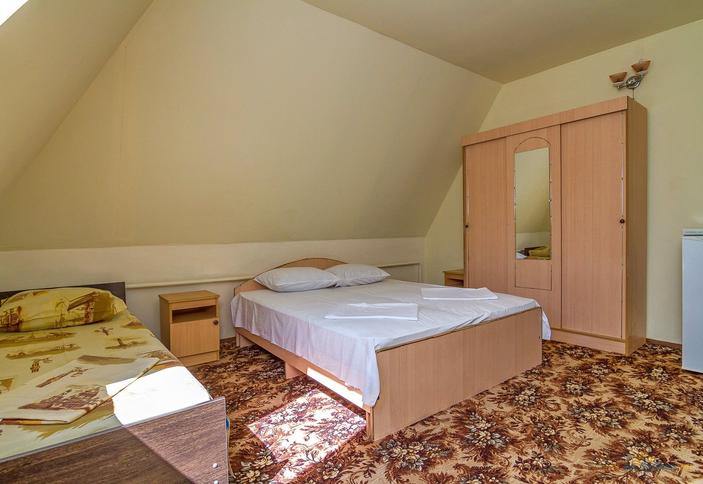 Четырехместный . Отель Золотая миля, п. Лермонтово