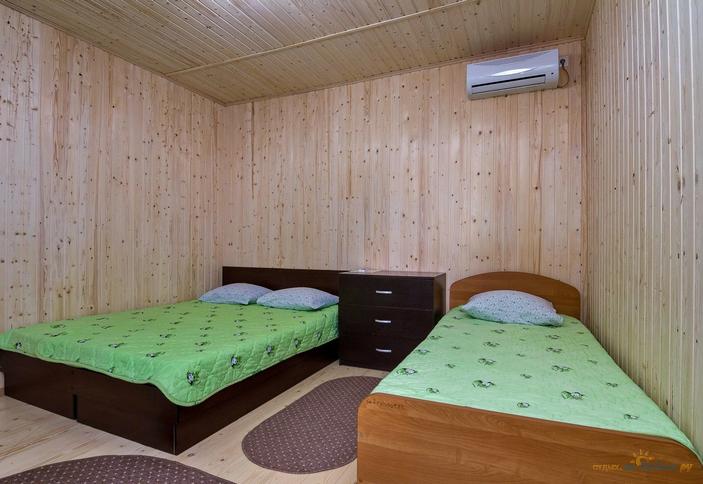 Трехместный комфорт. База отдыха Анастасия, бухта Инал