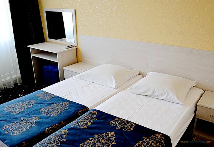 Стандарт трехместный (12 кв.м)