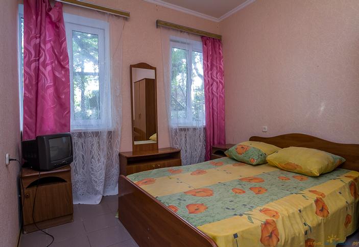 Номер коттеджа гвоздика. База отдыха Салют, г. Сочи, Лазаревский район, п. Лазаревское