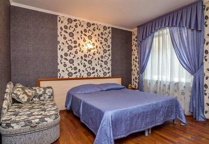 Трехместный стандарт. Отель Лазурит, г. Геленджик, с. Архипо-Осиповка