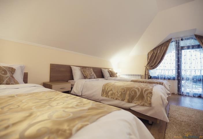 VIP трехместный