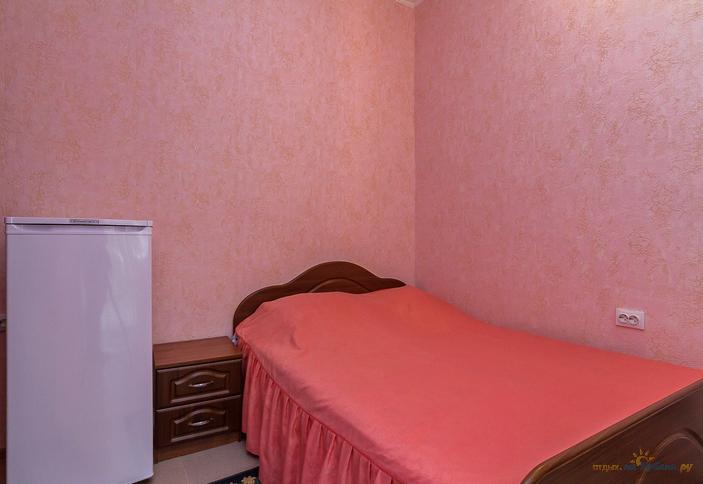 Трехкомнатный номер. Мини-гостиница приазовочка, г. Ейск