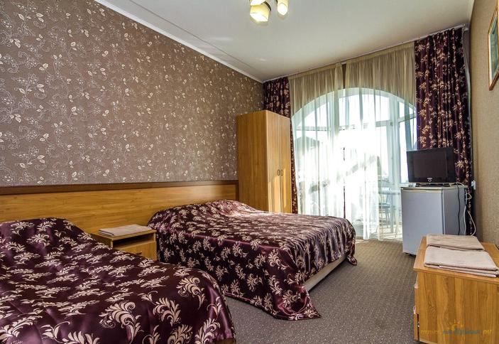 Трехместный полулюкс. Мини-гостиница Парус, Туапсинский район, п. Новомихайловский