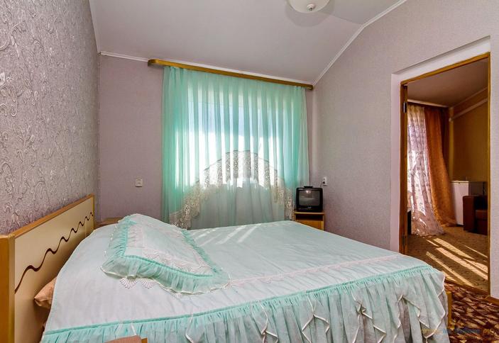 Люкс двухкомнатный. Мини-гостиница Парус, Туапсинский район, п. Новомихайловский