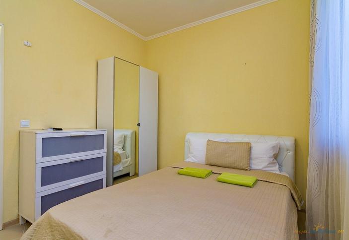 Семейный трехкомнатный номер. Гостиница Сирена, п. Небуг