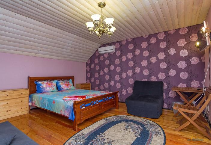 VIP-номер. Туристическая база Курочка Ряба, Северский район, ст. Новодмитриевская