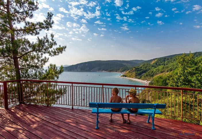 Пансионат отдыха Утес, Туапсинский район, бухта Инал