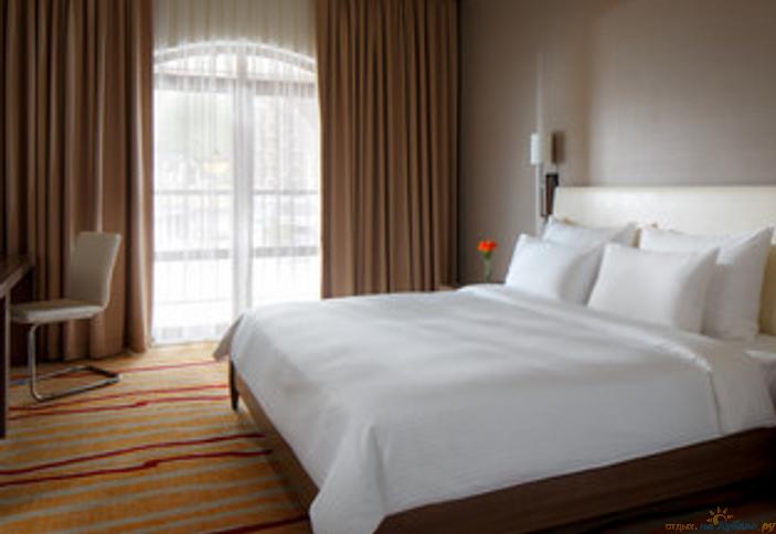Джуниор. Отель Courtyard Marriott Sochi (Кортъярд Марриот Сочи). Сочи, Красная Поляна