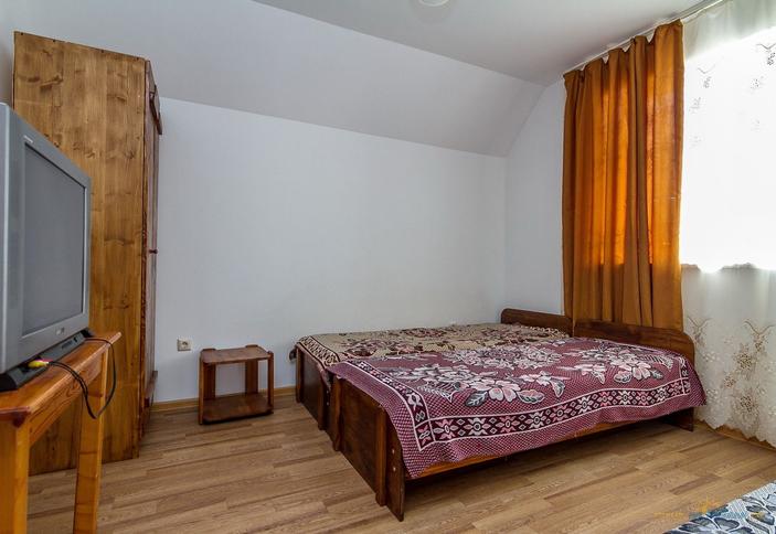 Семейный двухкомнатный номер. Гостиный дворик, Ейский район, ст. Должанская