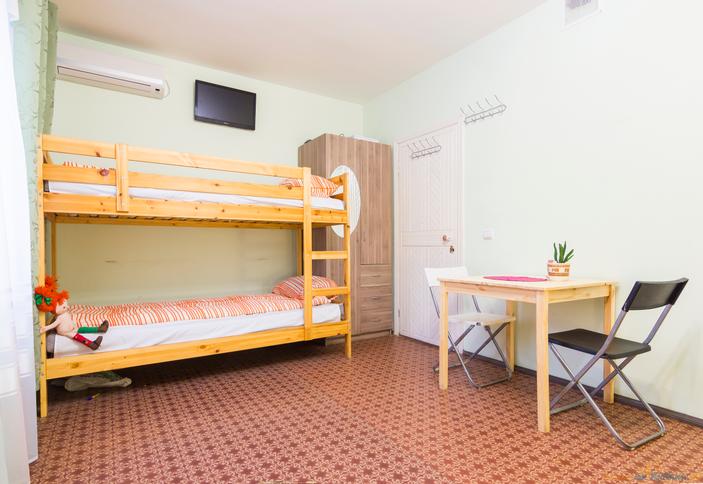 Семейный с общей ванной. Олимп Хостел Адлер, г. Сочи, Адлерский район, п. Мирный