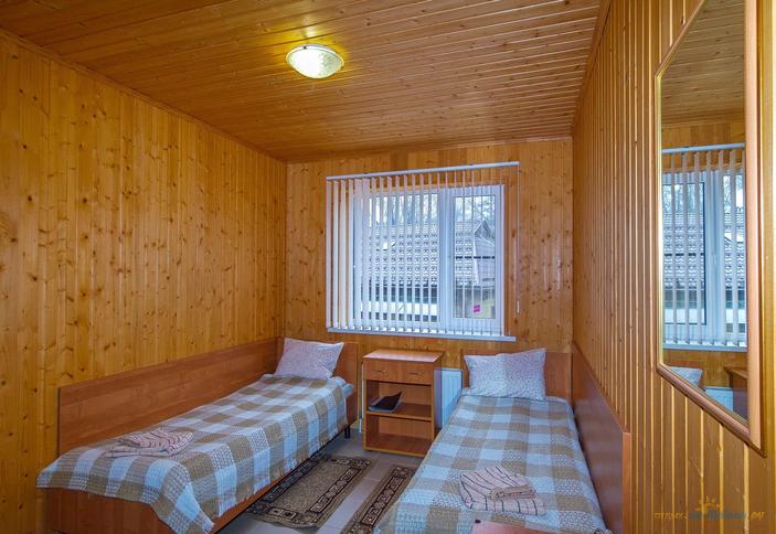 Двухместный стандарт, корпус администрации. База отдыха Поляна, Апшеронский район, ст. Нижегородская