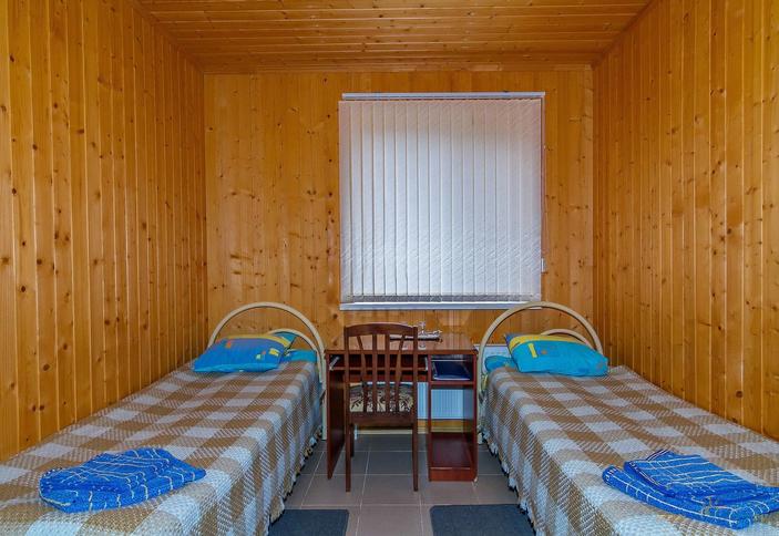 Четырехместный. База отдыха Поляна, Апшеронский район, ст. Нижегородская