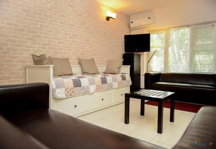 Коттедж Веранда