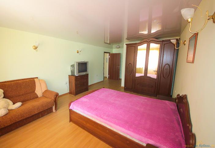 Люкс №6. Гостевой дом На Рабочей 2а, г. Ейск