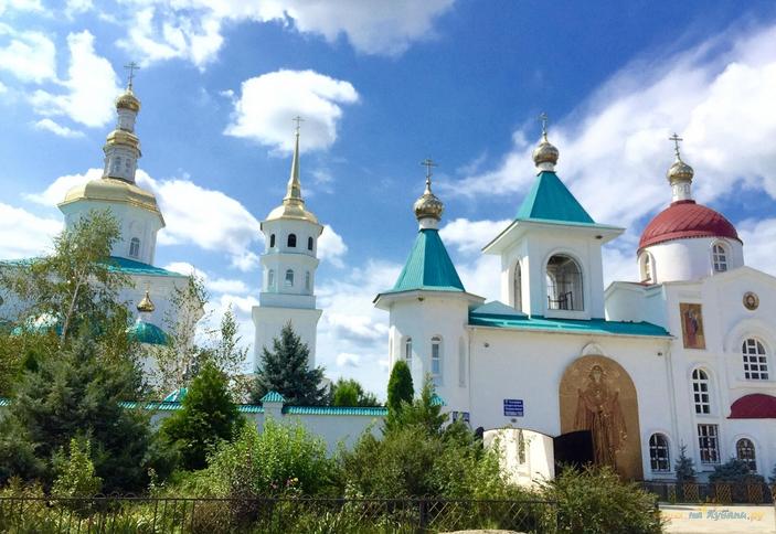 Нерушимая стена