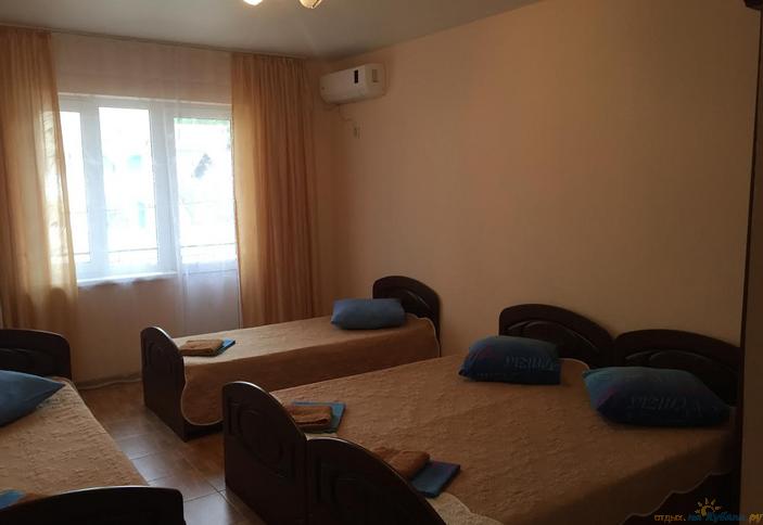 Четырехместный