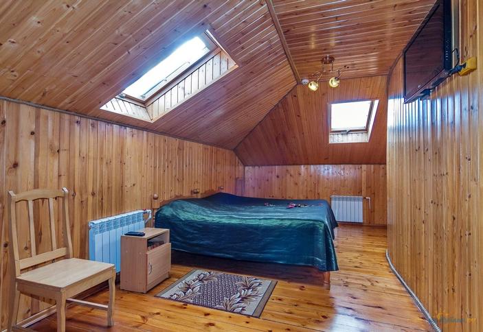 Трехместный люкс. Гостиница Барская Усадьба. Республика Адыгея, Майкопский район, п. Каменномостский