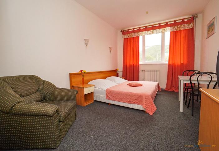 Двух-, трехместный номер без балкона. Гостиный двор У моря, п. Лоо