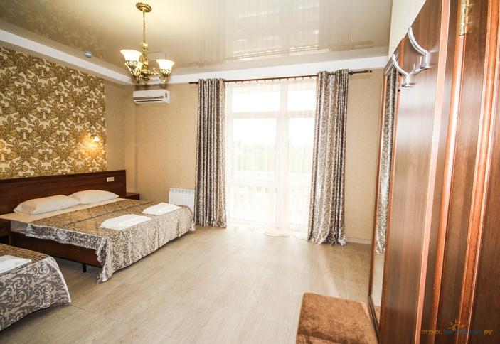 Стандарт трехместный. Отель Венус, Анапа, Джемете