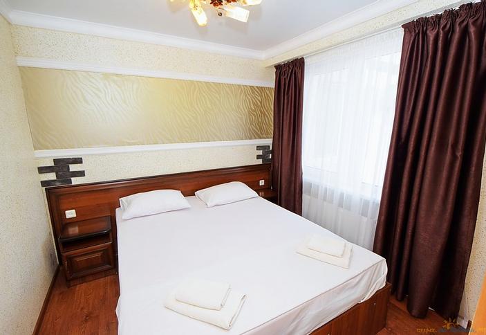 Делюкс с балконом. Гостевой дом Petra, Темрюкский район, ст-ца Голубицкая