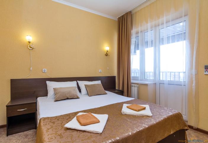 Четырехместный двухкомнатный полулюкс с балконом. Гостевой дом Верона, г. Анапа, п. Витязево