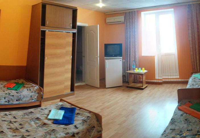 Четырехместный с балконом