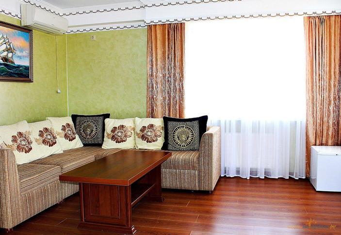 Семейный трехкомнатный