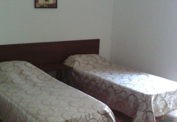 Двух-, трехместный