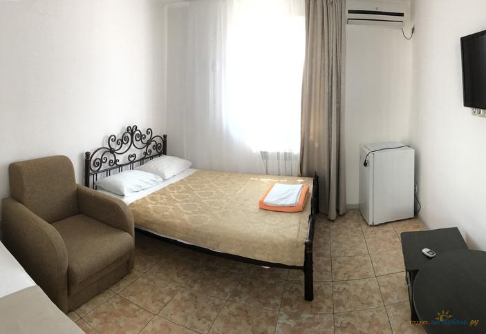 Четырехместный стандарт с общим балконом