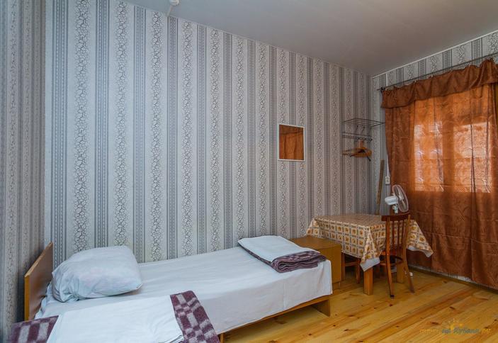 Трехместный номер. База отдыха Полянка, Туапсе, Пляхо