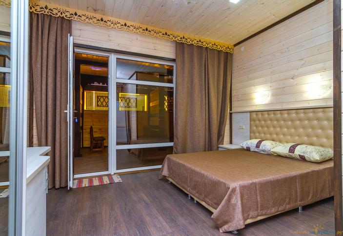 Двухкомнатный люкс. Гостевой дом Барабулька, Геленджик, Архипо-Осиповка