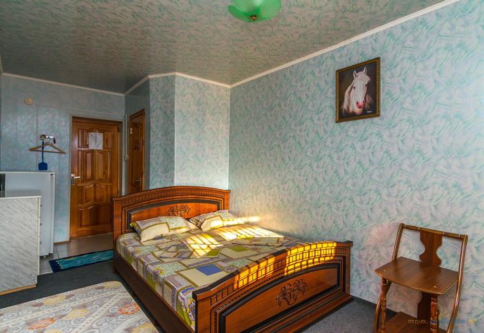 Трехместный полулюкс. Гостевой дом У Радика, Туапсе, Джубга