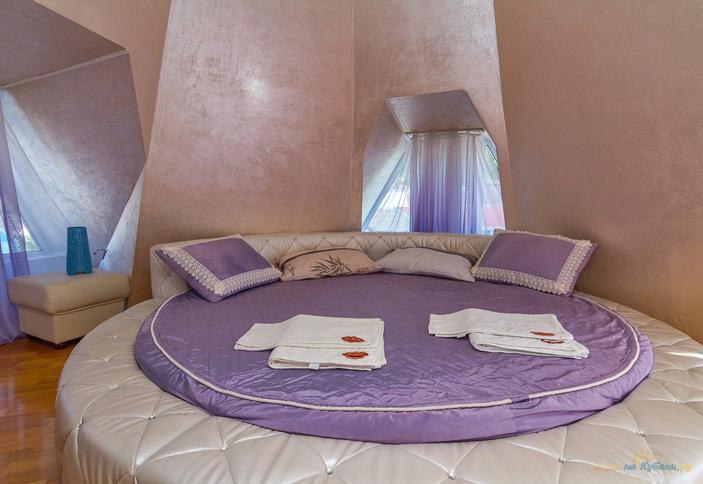 Люкс Круглое счастье. Гостевой дом Гостеев на Ореховой, Туапсинский район, п. Джубга