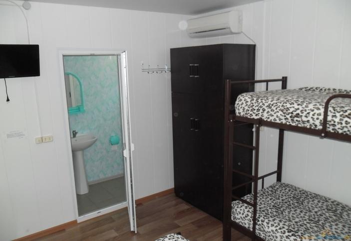 №2 Полулюкс 4-местный