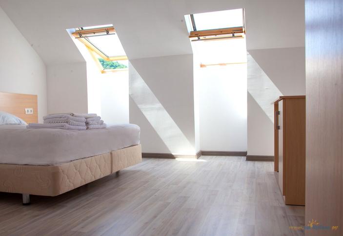 Двухместный номер, второй дом. 4 этаж, без балкона