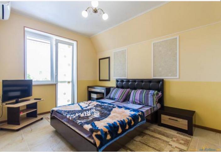 Двухкомнатный семейный с балконом, 3 этаж