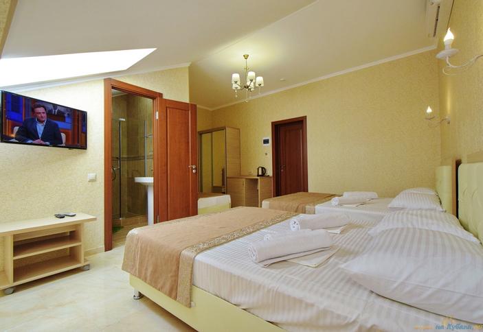 Мансарда шестиместная