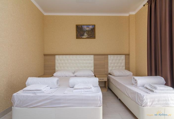 Гостиница Золотая корона, Туапсинский р-н, п. Пляхо