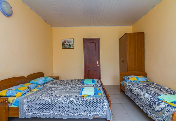 Трехместный стандарт. Пансионат Одиссея, г. Анапа