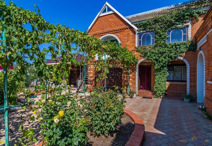 Частный дом Уютный отдых, Ейск, Должанская