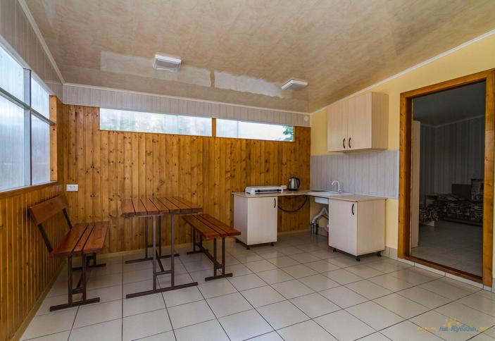 Гостевой дом Солнечный, Ейск, Должанская