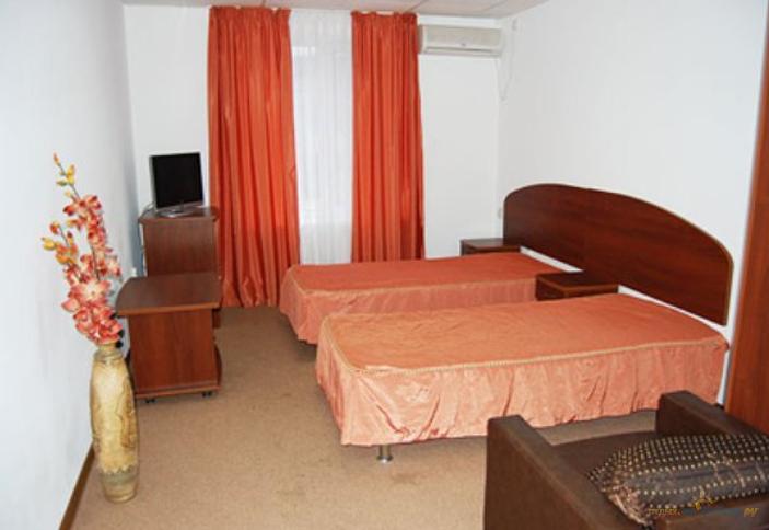 Геленджик, Архипо-Осиповка, База отдыха 