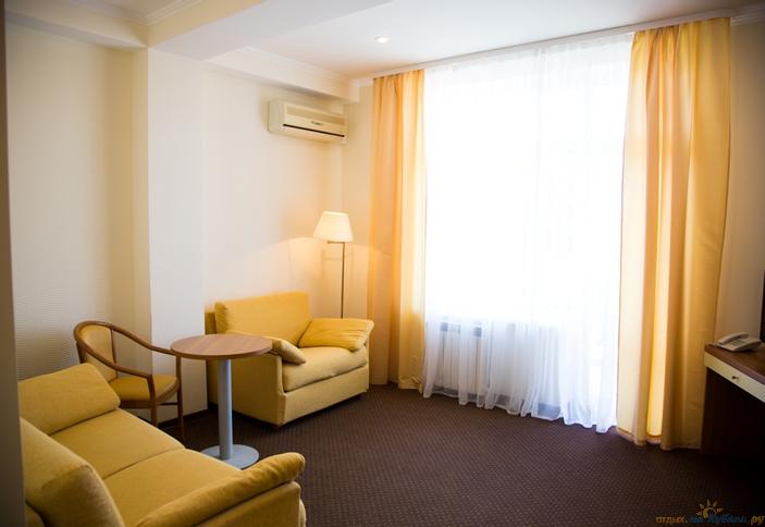 Family двухкомнатный с балконом