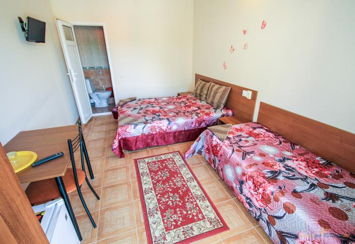 Трехместный комфорт на террасе