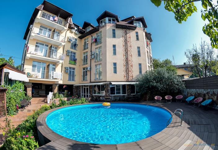 Lamore (Ламоре)