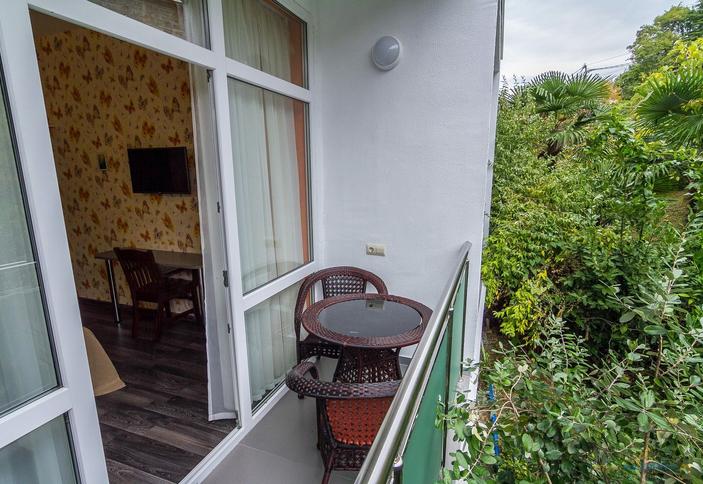 Двухместный комфорт с балконом с видом на сад