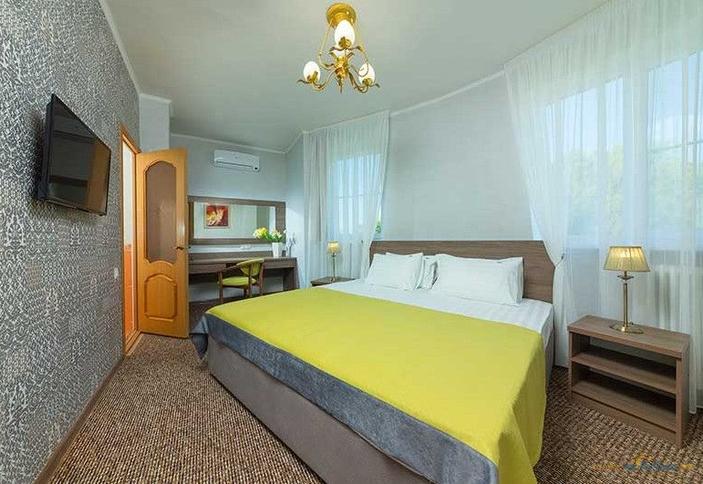 Люкс двухместный двухкомнатный